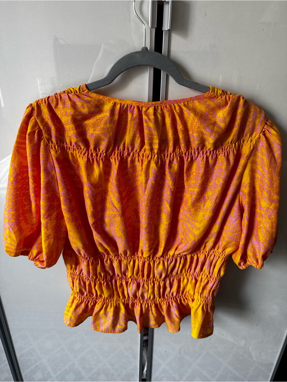 Rose & Olive Orange and Pink V-Neck Smocked Waist Blouse | Medium - Picture 5 of 9